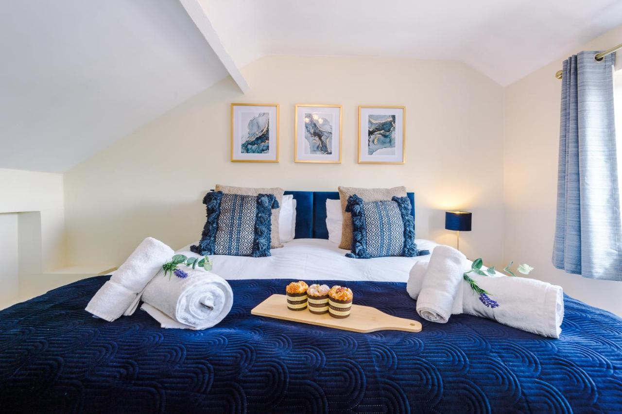 Charming 3-Bed Cottage In Chester, Ideal For Families & Workers, Free Parking - Sleeps 7 Exterior photo